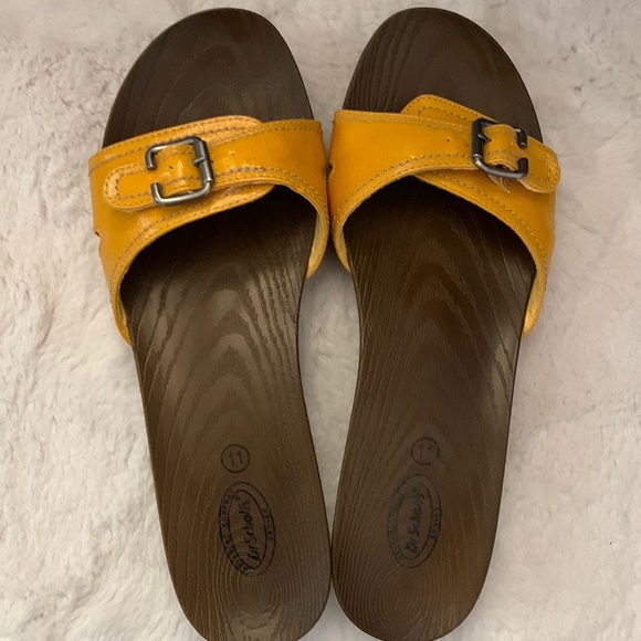 Dr. Scholl's Shoes - Dr Scholl's Advanced Comfort Series
Sandals Yellow Faux Wood Size 11 New